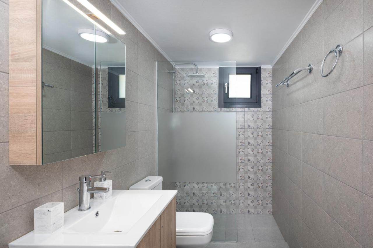 Capostango Apartments - Stunning Views Of Libyan Sea Ano Rodhakinon Exteriör bild