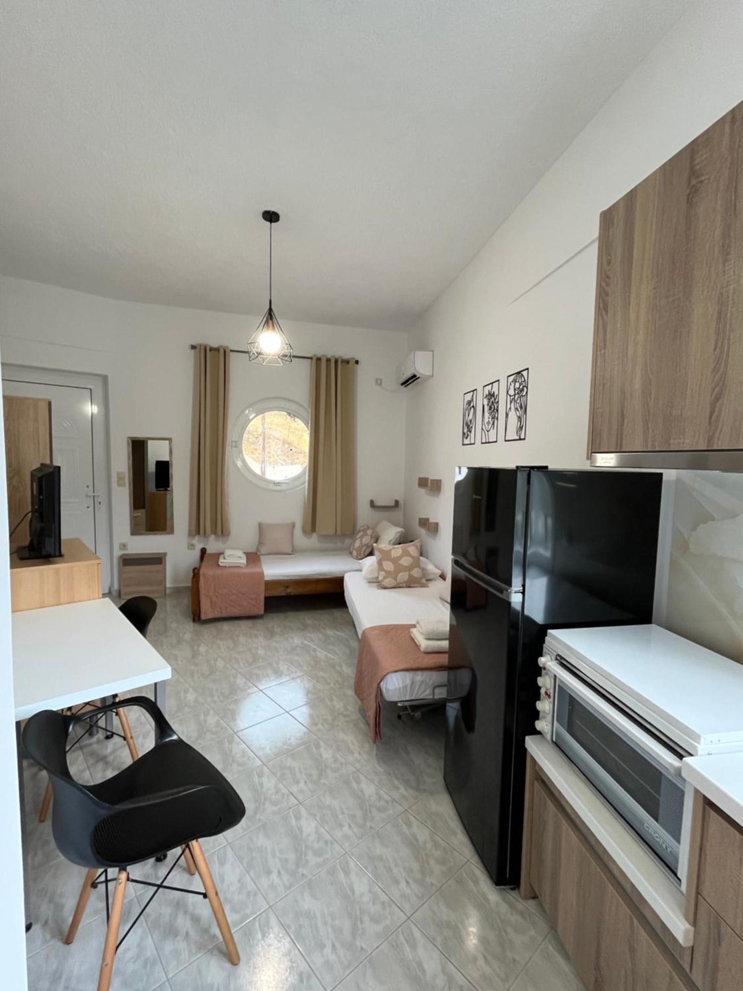 Capostango Apartments - Stunning Views Of Libyan Sea Ano Rodhakinon Exteriör bild